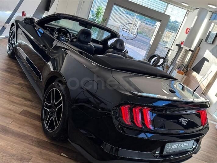 FORD Mustang 2.3 EcoBoost Mustang Convertible