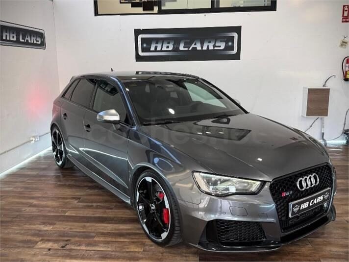 AUDI RS3 2.5 TFSI S tronic quattro Sportback